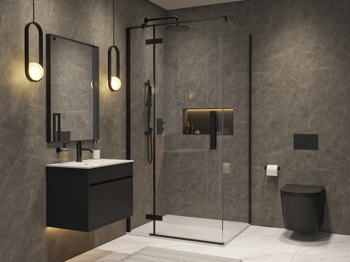 The Boutique Hotel: contemporary ensuite with black fittings