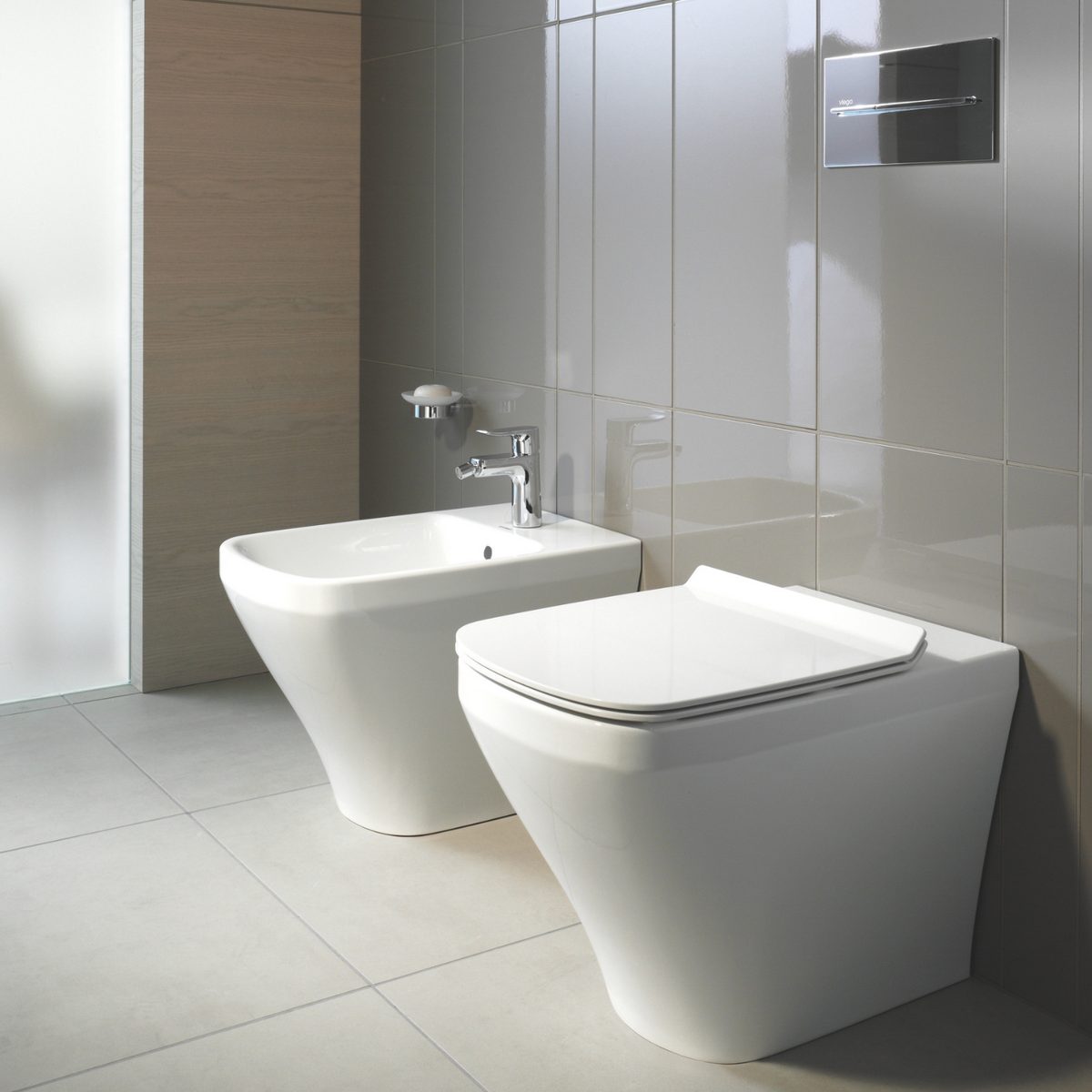 DuraStyle Floorstanding Back To Wall Toilet & Soft Close Seat Gloss